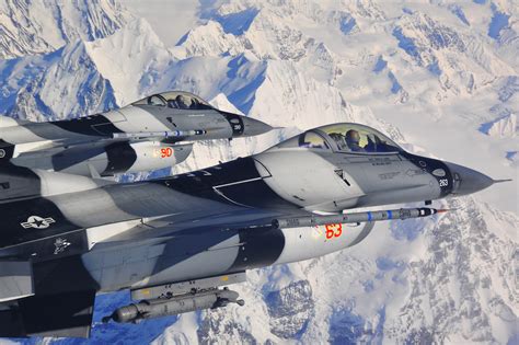 File:USAF F-16 fighters during the Red Flag-Alaska.jpg - Wikimedia Commons