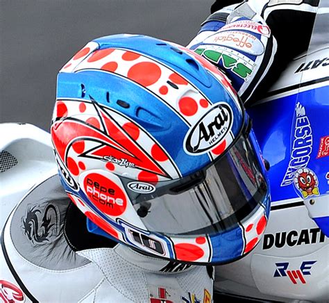 Just got myself a new helmet | Suzuki GSXR Forum