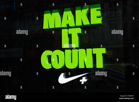 Slogan Nike – Tulisan