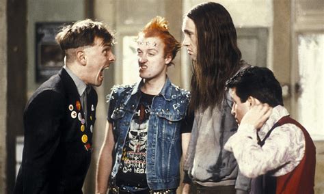 rik-mayall-young-ones-014_rt.jpg 2,560×1,536 pixels | British sitcoms, Young ones, Rik mayall