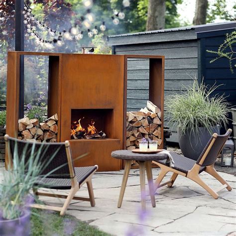 47 Relaxing Outdoor Fireplace Designs For Your Garden – BESTHOMISH