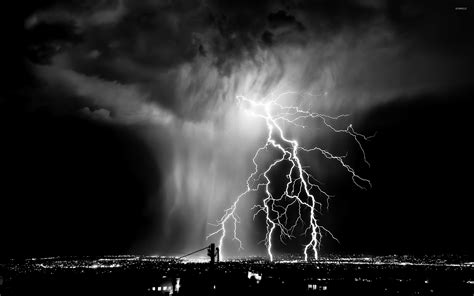 Lightning over the city wallpaper - Photography wallpapers - #16518