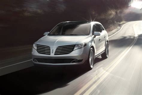 2019 Lincoln MKT Review & Ratings | Edmunds