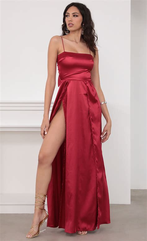 Party dresses > Gala Satin Maxi Dress in Red