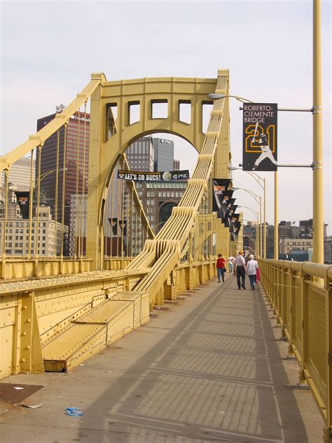 Roberto Clemente Bridge, Pittsburgh, USA Pittsburgh Bridges, Pittsburgh Skyline, Pittsburgh ...