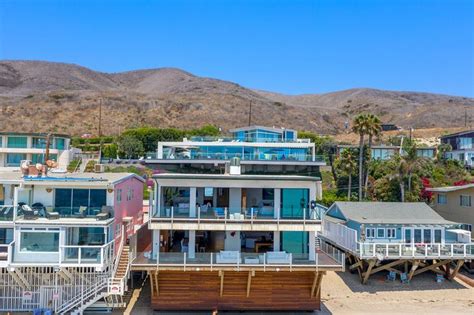 Matthew Perry sells quarantine Malibu home for $13.1M