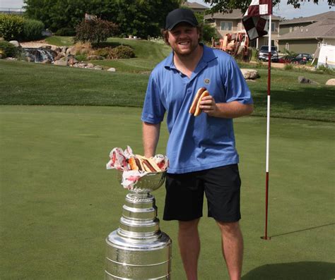 Steve Simmons thinks Phil Kessel is petty for Stanley Cup hot dog photo ...