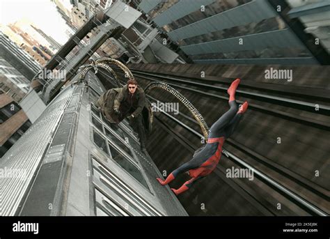 Tobey maguire spiderman train hi-res stock photography and images - Alamy