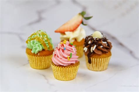 4 Flavors 1 Mini Cupcake Recipe with Städter Baking Pan | TheZongHan