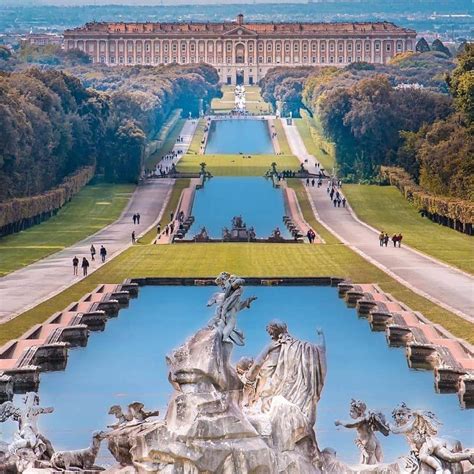 The Baroque Royal Palace of Caserta, Italy (Photo credit to @dralbarjas) : DiscoverItalyBS