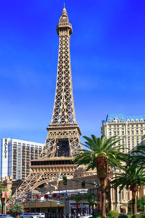 Eiffel Tower Las Vegas Photograph by Chris Smith - Pixels