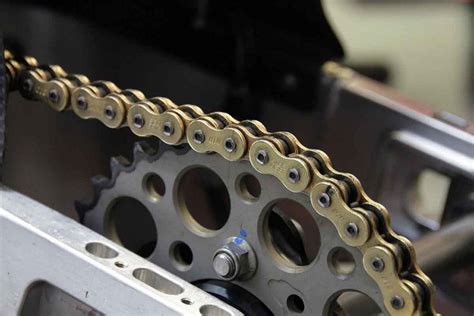 Which Type of Chain is Used in a Motorcycle? [Explained] – PowerSportsGuide