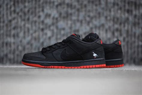 Nike SB Dunk Low Black Pigeon (Release Details) | Sneakers Magazine