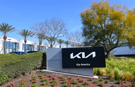 The Kia America Headquarters Campus on Peters Canyon Road Editorial ...