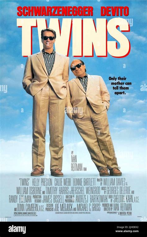 Twins movie poster hi-res stock photography and images - Alamy