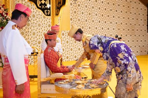 Brunei’s polo-playing Prince Abdul Mateen marries entrepreneur fiancée ...