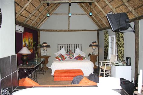 LITTLE EDEN GUEST LODGE - Updated 2024 Prices & Guest house Reviews (Vanderbijlpark, South Africa)