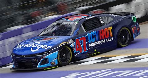 Stenhouse Jr. rides high into Dover; team eyes more | NASCAR