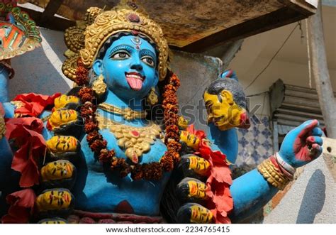 Kali Statue Photos, Images and Pictures