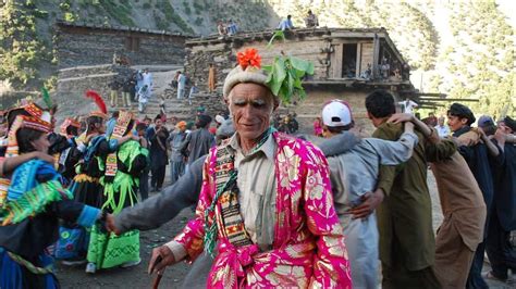 Kalash Kafiristan Chitral – Chilam Josh Festival (9) – Paki Mag