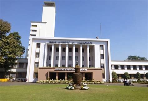 IIT | IIT Kharagpur Placements: More than 1,300 offers received by students - Telegraph India