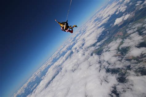 Top 7 Stunning Skydiving Spots In New Zealand | Touristsecrets