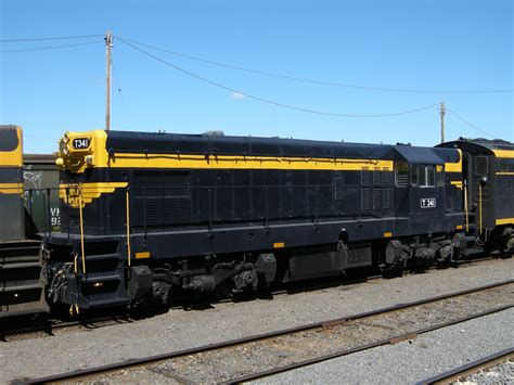 Weston Langford136485: Maryborough Up El Zorro Grain Train S 303 T 341 T 357 T 413