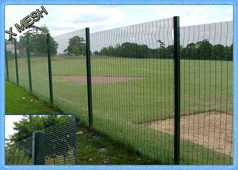 PVC Coated 3d Curved Metal Fence panel Heavy Duty Metal Mesh Fencing High Tensile