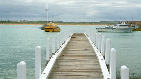 Warrnambool Beach, Warrnambool beach holiday accommodation | Stayz