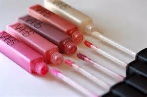 Cosmetics: Lip gloss Collection