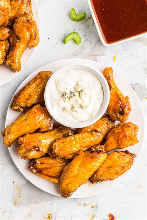 Air Fryer Chicken Wings (Easy Buffalo Sauce) - Easy Chicken Recipes