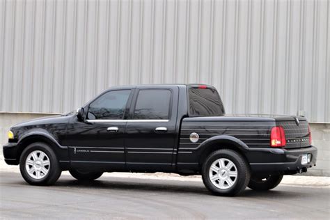 2002 Lincoln Blackwood Pickup | Midwest Car Exchange