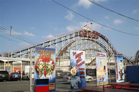 NYC | The Cyclone. The best roller coaster in the world. Sit… | Flickr