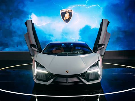 1000HP Lamborghini Revuelto V12 Hybrid Touches Down | Man of Many