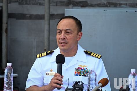 Photo: Capt. Fred Goldhammer Speaks on USS Ronald Reagan ...