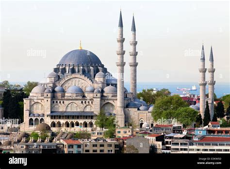 View of The Suleymaniye Camii mosque in the center of Istanbul city, Turkey Stock Photo - Alamy