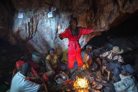 Anthony Karen: A photographer’s look inside a Haitian Voodoo ritual ...