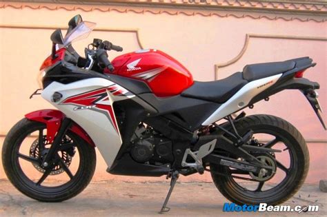 Article Honda CBR 150R Specification, Picture & Price, Read Here