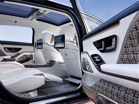 2023 Mercedes-Benz Maybach S-Class Haute Voiture targets fashion crowd
