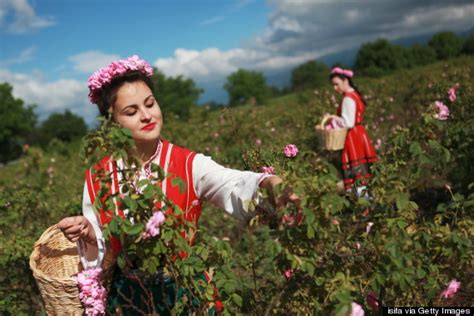 'Rose Valley' Exists In Bulgaria, And Here's Why You Should Visit | HuffPost Life