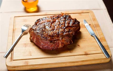 "Bloody" Steak: What Is That Red Liquid? | Reader's Digest