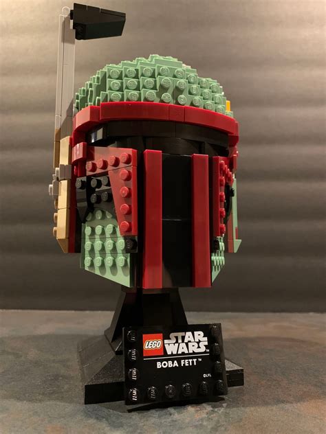 Let's Take A Look At The LEGO Star Wars Boba Fett Helmet