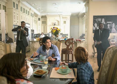 Tune In: 'Michael Jackson: Searching for Neverland' On Lifetime | LATF USA NEWS