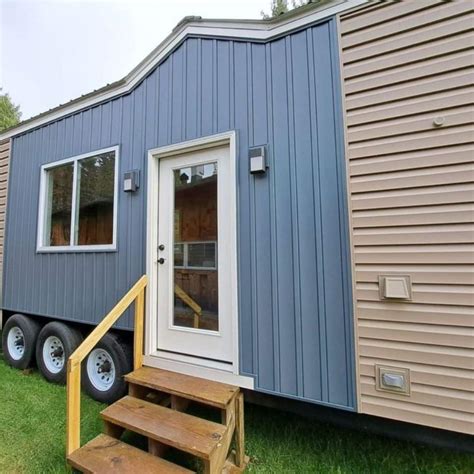 30' Tiny House On Wheels Is A Stunning 2 Bedroom Property - Tiny Houses