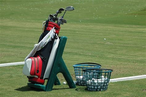 Golf Driving Range Tips and Drills for Beginners