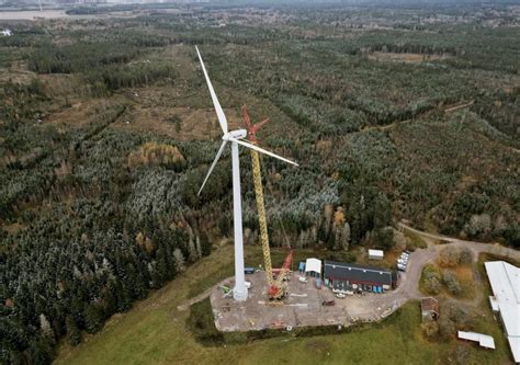 The world's tallest wooden wind turbine comes into operation