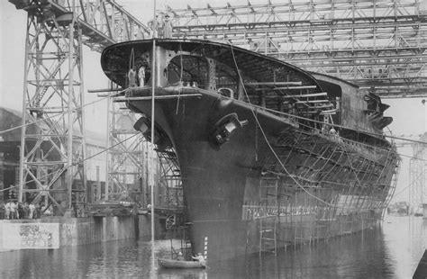 [Photo] Aircraft carrier Akagi at Kure Naval Arsenal, Japan, 6 Apr 1925 | Aircraft carrier ...