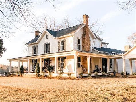 Shannon | Home Sweet Farm Home on Instagram: "This is what farmhouse dreams are made of! Have ...