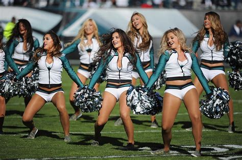 NFL Cheerleaders: Week 10 | Eagles cheerleaders, Nfl cheerleaders ...