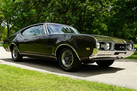 One-Owner 1968 Oldsmobile 442 Holiday 3-Speed for sale on BaT Auctions - sold for $30,750 on ...